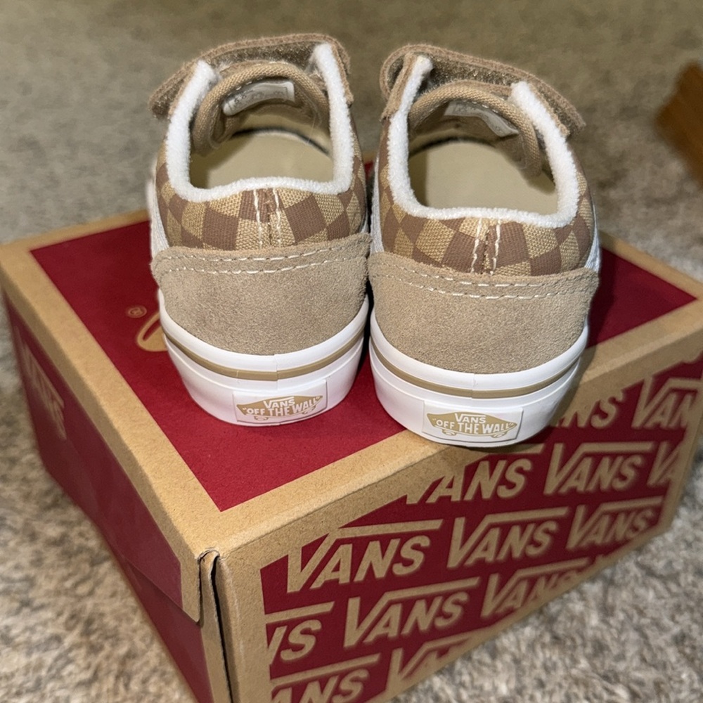 Vans Tan and White Sneakers with Velcro Straps - Picture 3 of 5